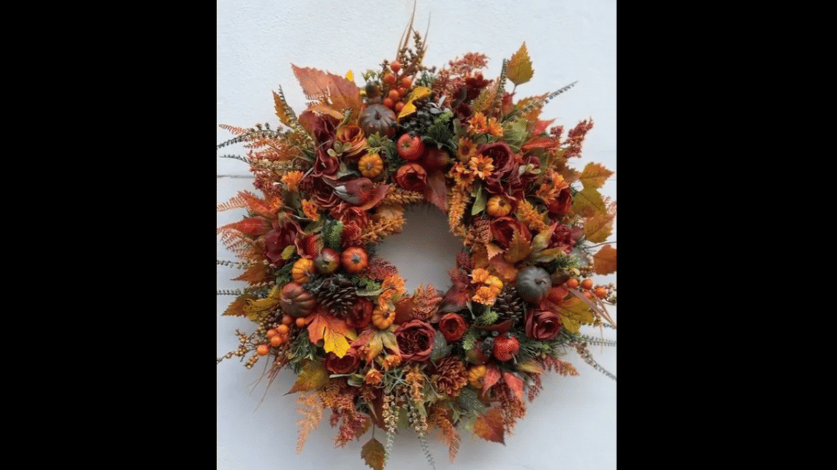 Spot the birds in 15 seconds. (Source: TIKTOK/ARTIFICIALHANNAH)