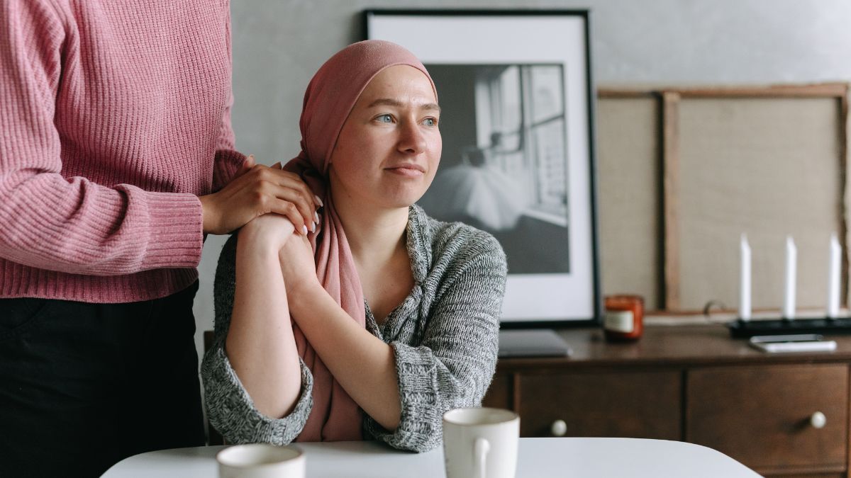 navigating-endometrial-cancer-in-women-expert-lists-risk-factors-symptoms-and-treatment