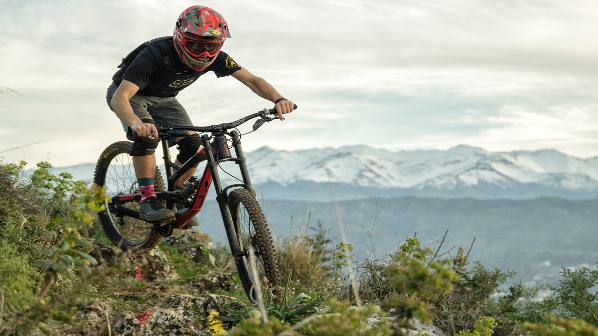 10 MTB Cycles For Off Roading Adventure: Trailblaze with Confidence