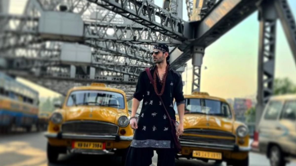 Kartik Aaryan As Rooh Baba Shoots For Bhool Bhulaiyaa 3 In Kolkata ...