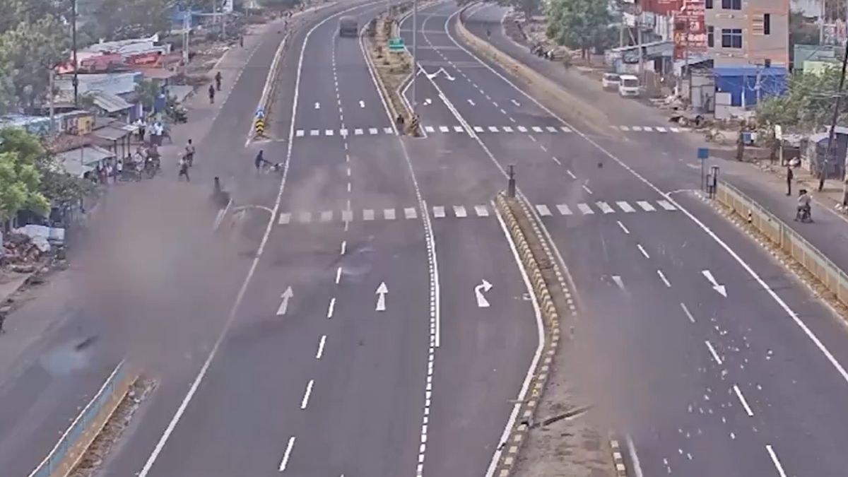 Tamil Nadu News: Five Killed After High Speed SUV Overturns On ...
