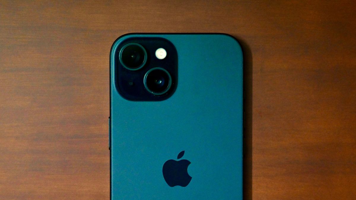 flipkart-mobile-offers-2024-iphone-15-at-over-rs-13000-discounts-bank-offers-exchange-cashback