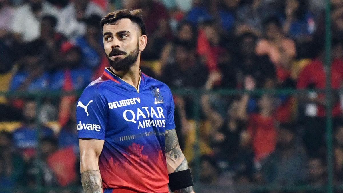 RCB vs SRH: Virat Kohli Kicks Ground, Yells In Frustration As Hyderabad ...