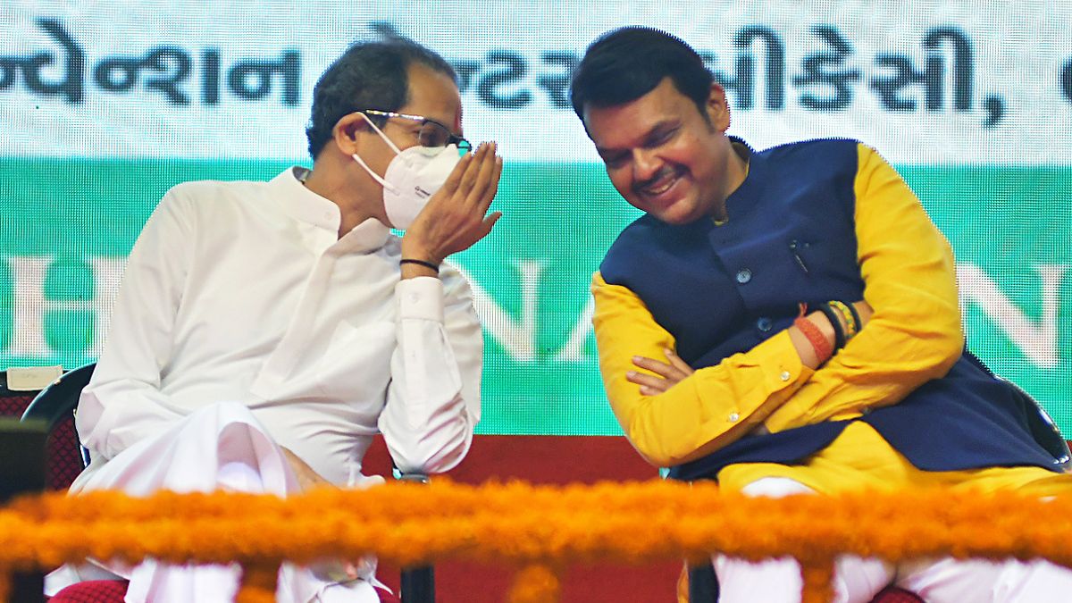 Uddhav Claims Fadnavis Promised To Groom Aaditya For CM Post ...