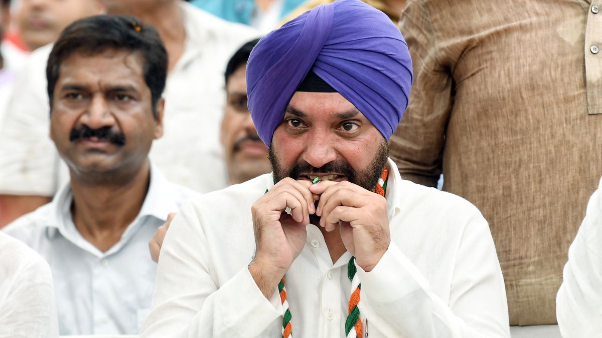 'Not Joining Any Party': Arvinder Singh Lovely Amid Buzz Over Joining BJP