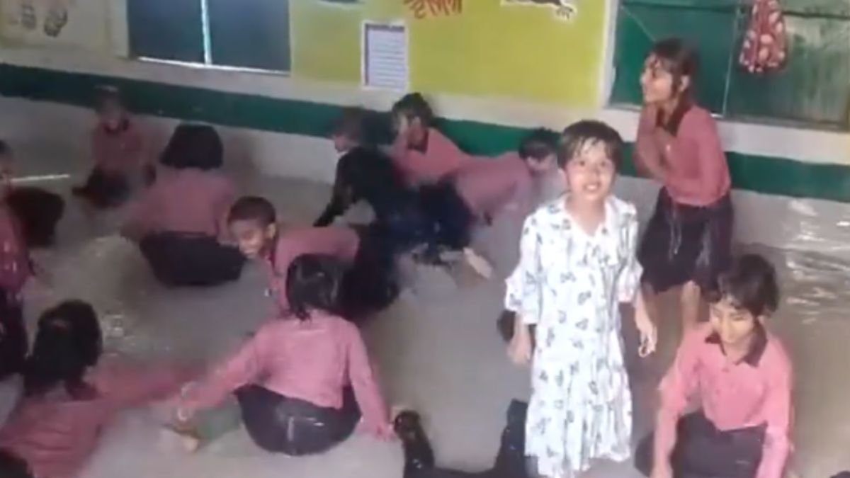 VIDEO: This UP School Turns Classroom Into Swimming Pool Amid Scorching ...