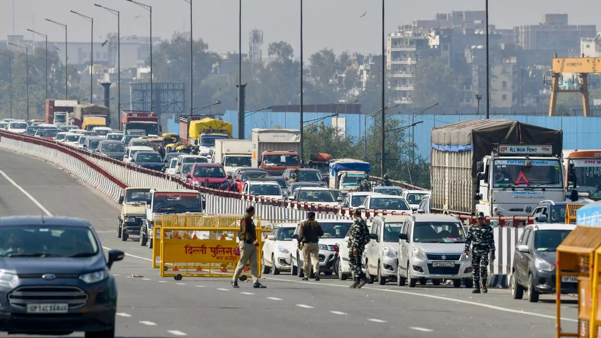 Delhi Traffic Advisory Vehicular Movement Restricted In These Areas