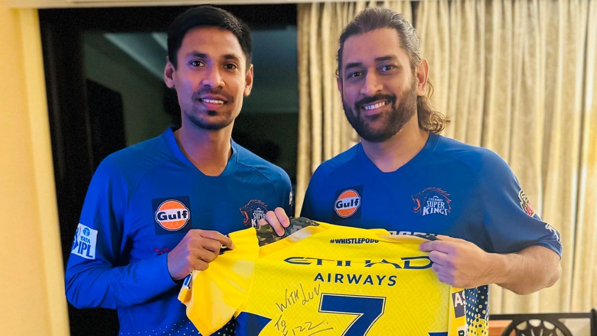 IPL 2024: MS Dhoni Gifts Mustafizur Rahman Special Signed Jersey As ...