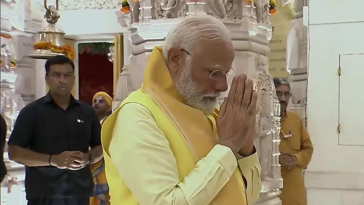 LIVE: PM Modi Offers Prayers At Ram Temple Ayodhya, His First Since Consecration