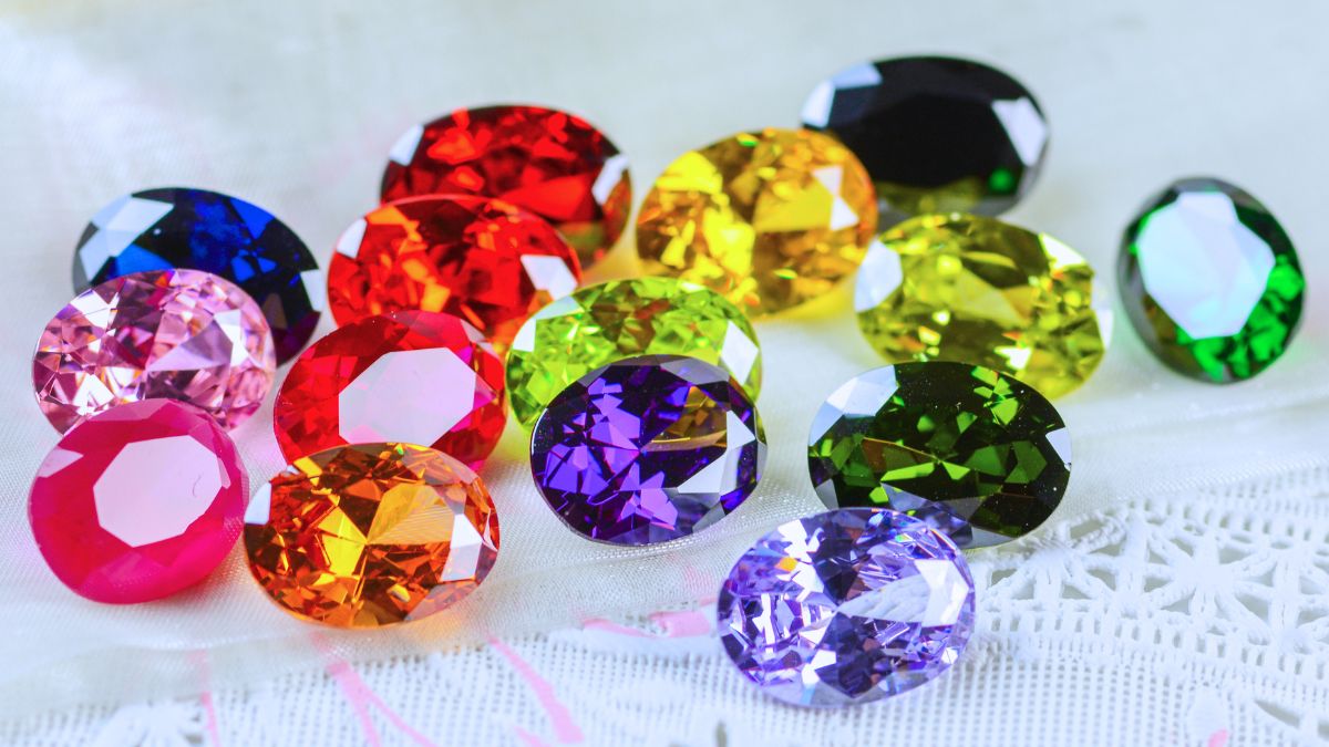 6 Gemstones You Should Avoid Wearing Together To Escape Misfortune