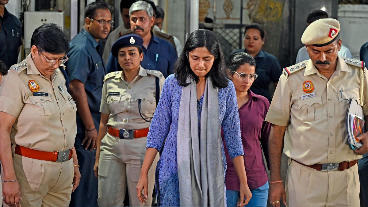 Swati Maliwal Row: Bibhav Kumar Arrested By Police In Assault Case; AAP Accuses Ex-DCW Chief Of Staging Drama | Updates