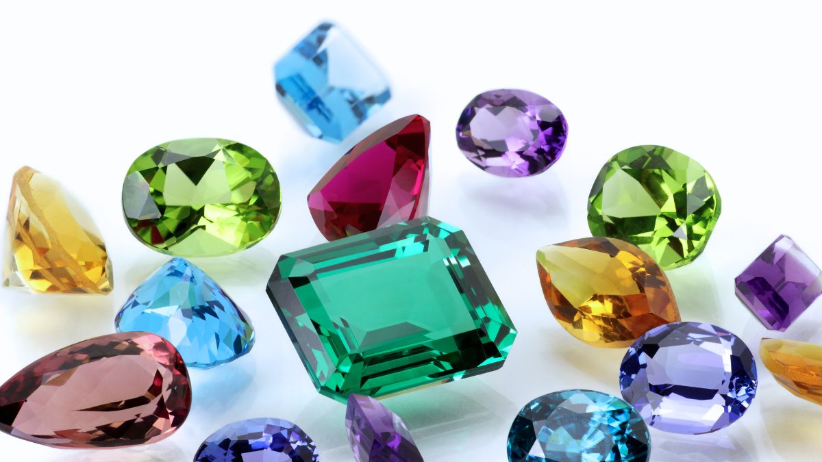 6 Gemstones You Should Avoid Wearing Together To Escape Misfortune