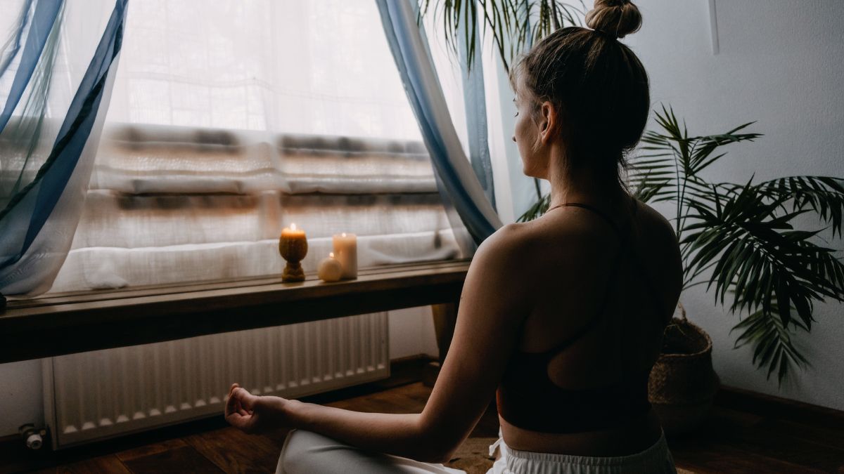 when-to-incorporate-meditation-into-your-day-expert-lists-effective-techniques-to-meditate-national-meditation-day-2024