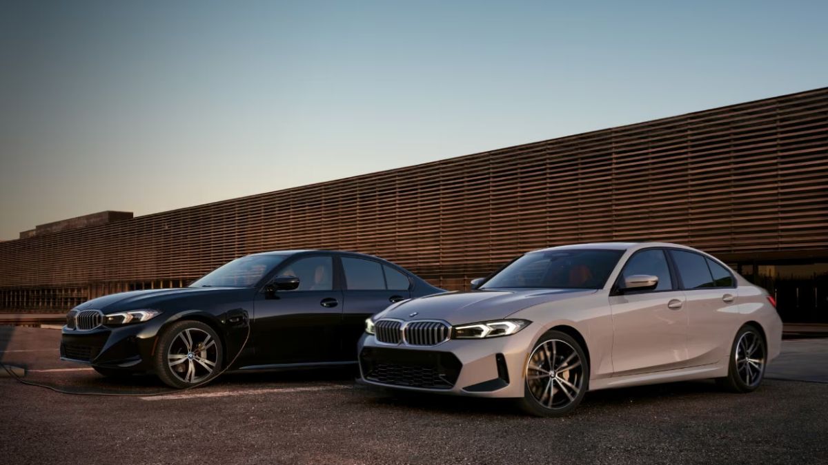 2024 BMW 3 Series Unveiled Makes Global Debut With Hybrid Powertrain ...