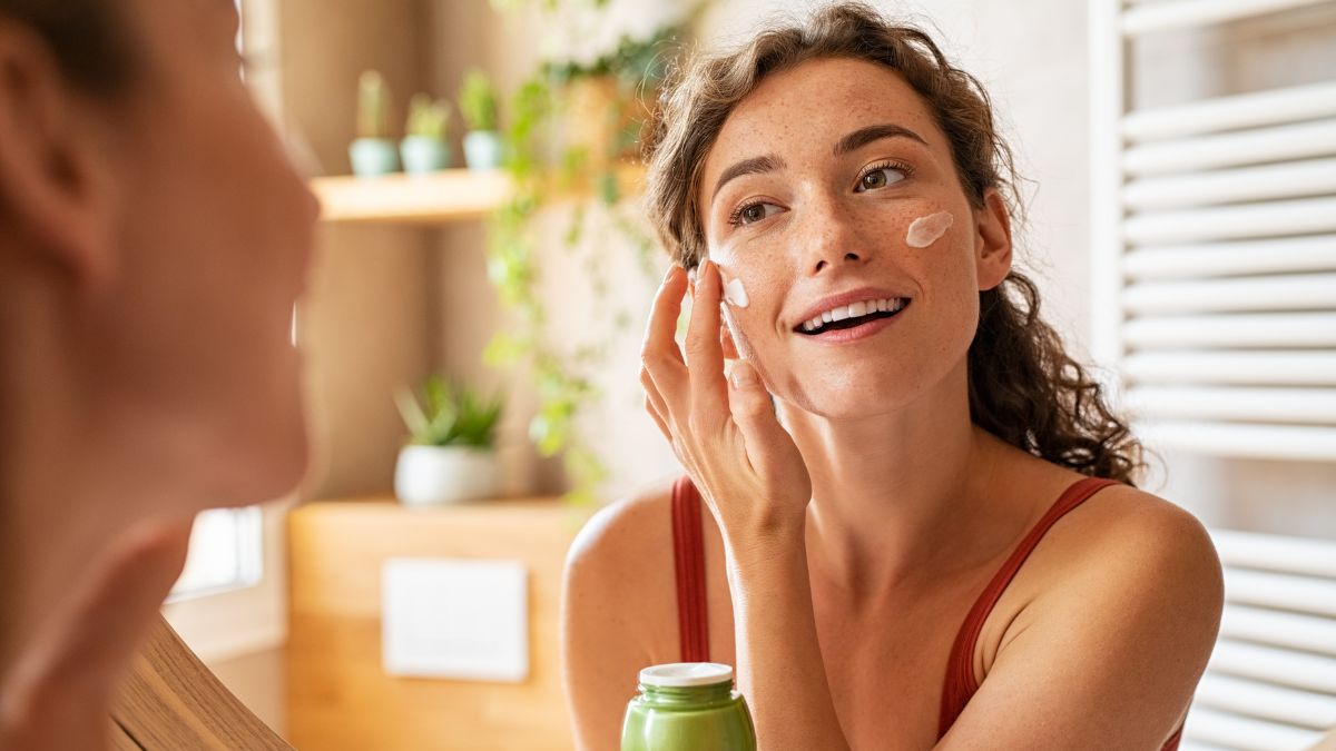 Does Oily Skin Need Moisturiser? Expert Lists Tips To Take Care Of Oily Skin In Summer