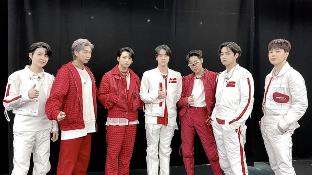 bts-members-variety-shows-on-ott-run-bts-jinnys-kitchen-and-more-know-where-to-watch-them