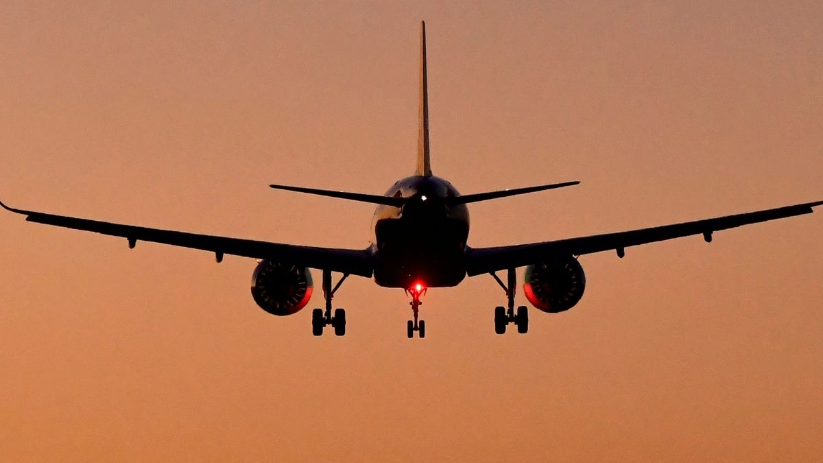 delhi-toronto-air-canada-flight-receives-bomb-threat-nothing-suspicious-found