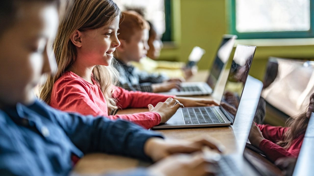 how-digital-learning-enhances-summer-vacations-with-skill-building-check-details