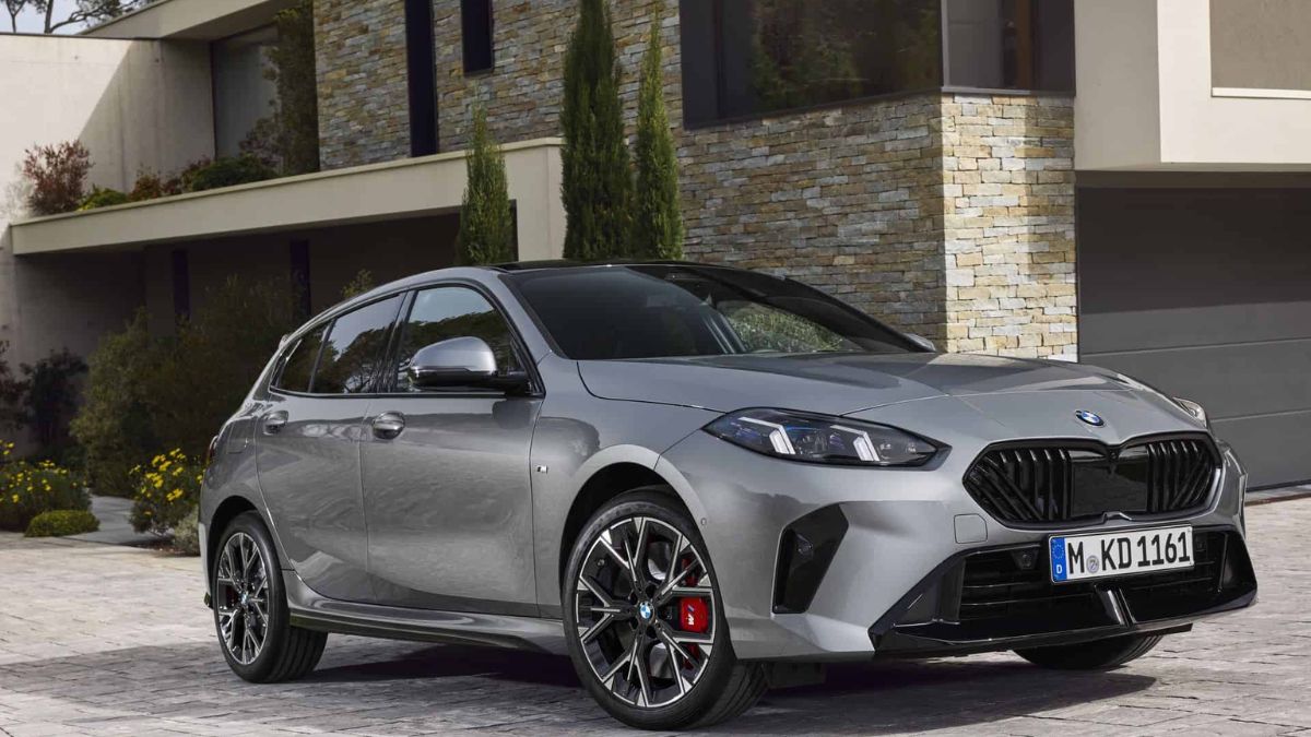 BMW 1 Series 2025 Makes Global Debut; Here's What's New In Fifth ...