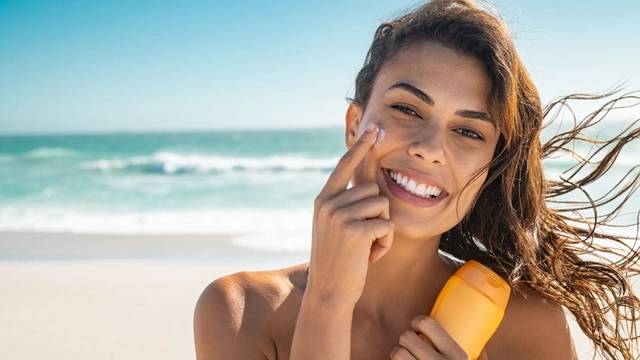 is-sunscreen-safe-to-use-during-pregnancy-expert-lists-ingredients-to-look-for-and-avoid