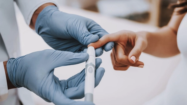 how-to-reduce-risk-of-cataracts-if-you-have-diabetes-cataract-awareness-month