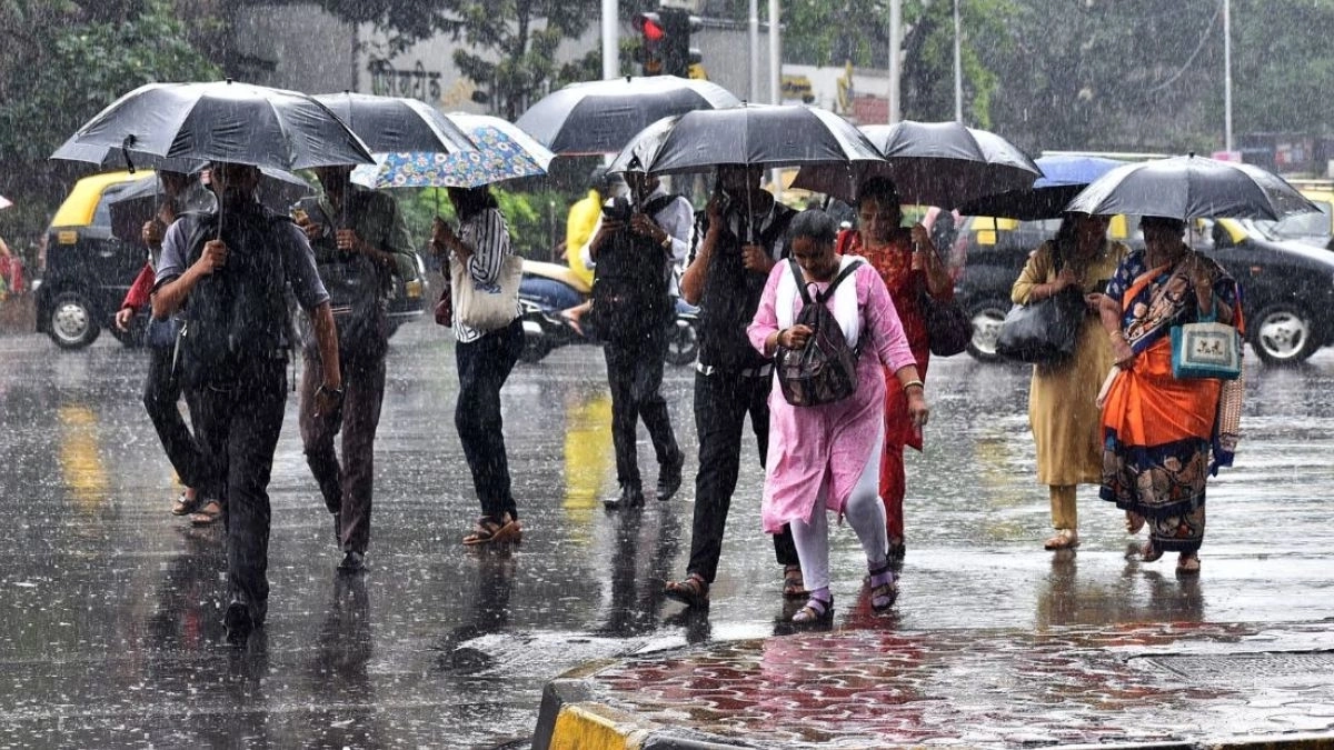 Mumbai Monsoon: Rain With Thunderstorms, Gusty Winds Likely Till June ...