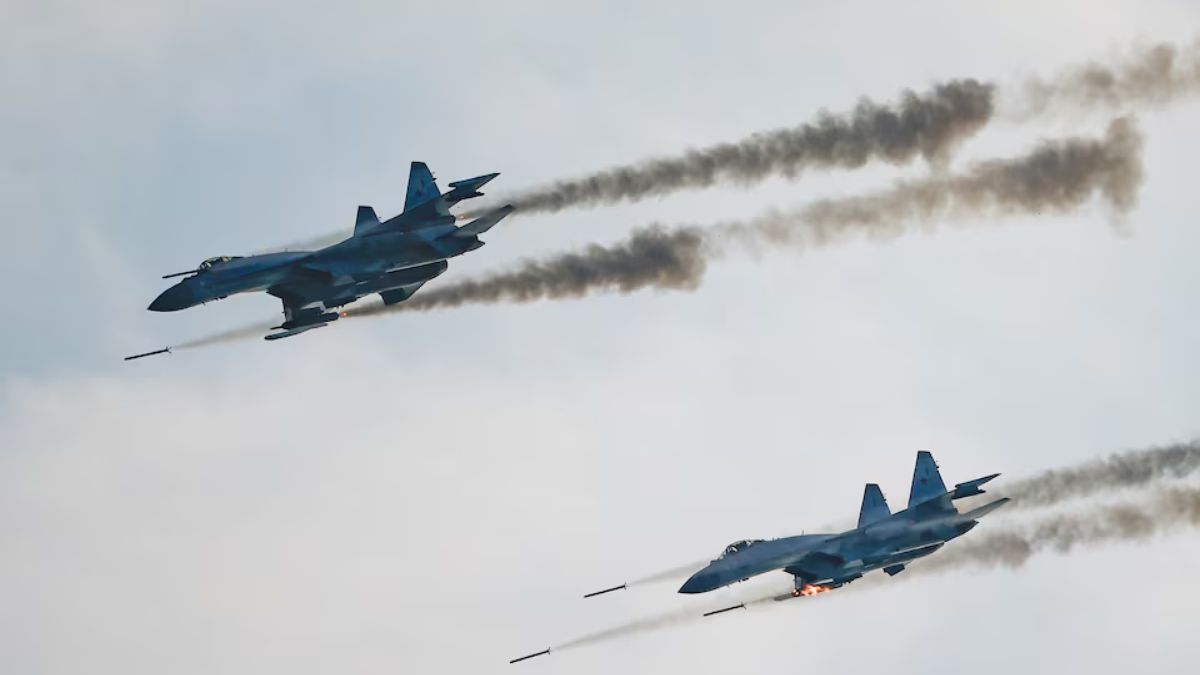 Ukraine Strikes Russia's Super Stealth Su-57 Fighter Jet By Using West ...