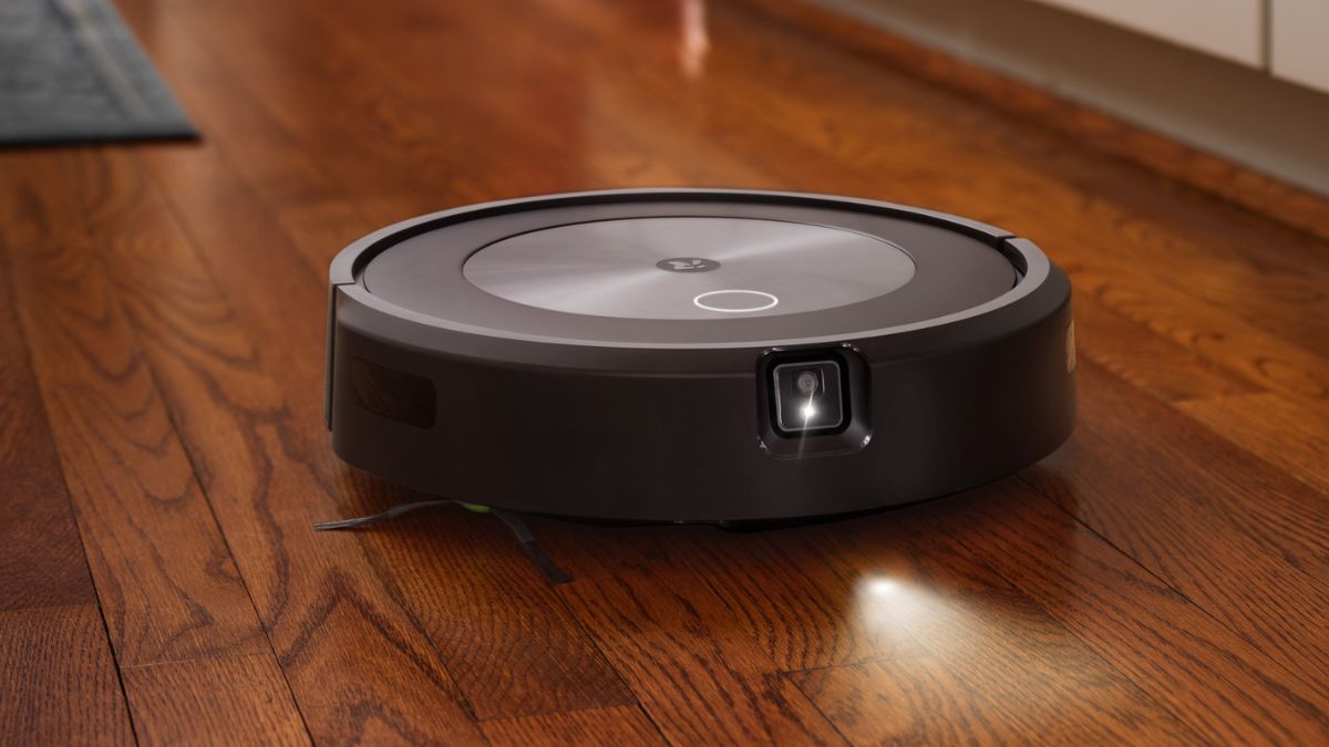 BestRated Robot Vacuum Cleaners With SelfEmptying Mechanism (June 2024)