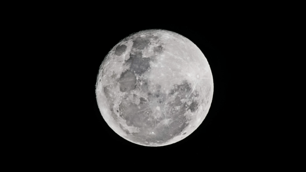 Interesting facts about the Moon. (Source: Pexels)