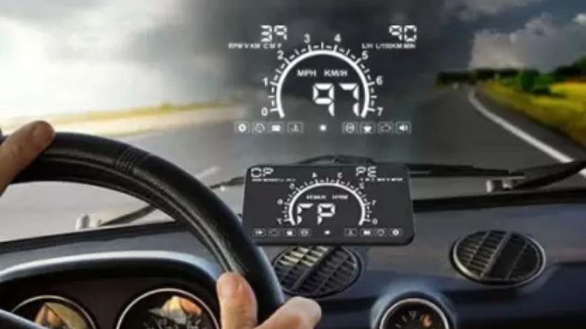 affordable-cars-in-india-with-headsup-display-glanza-to-fronx-to-grand-vitara-techloaded-cars-that-will-not-be-heavy-on-your-pockets