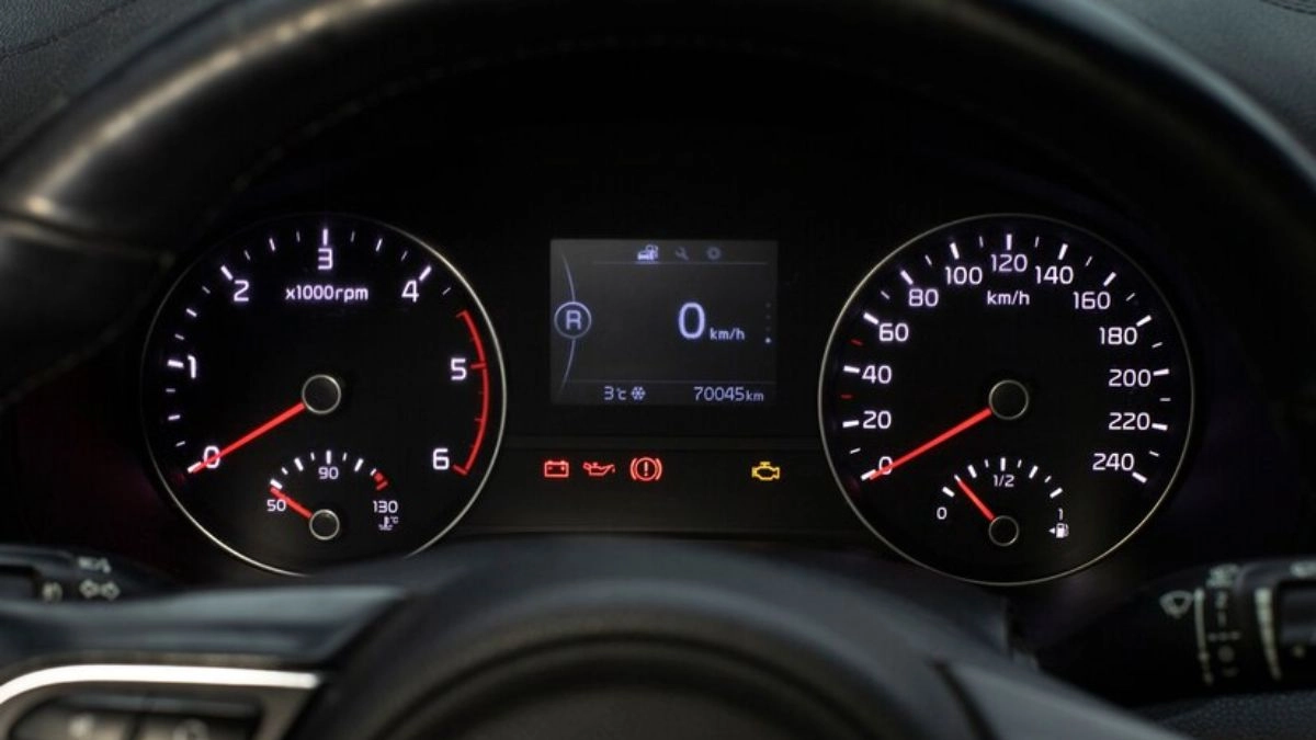 auto-headlamps-to-wipers-5-car-features-that-are-not-worth-the-hype