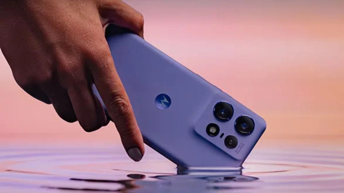 motorola-edge-50-pro-price-in-india-down-by-rs-2000-get-additional-discounts-bank-offers-exchange-cashback-flipkart-mobile-sale-2024