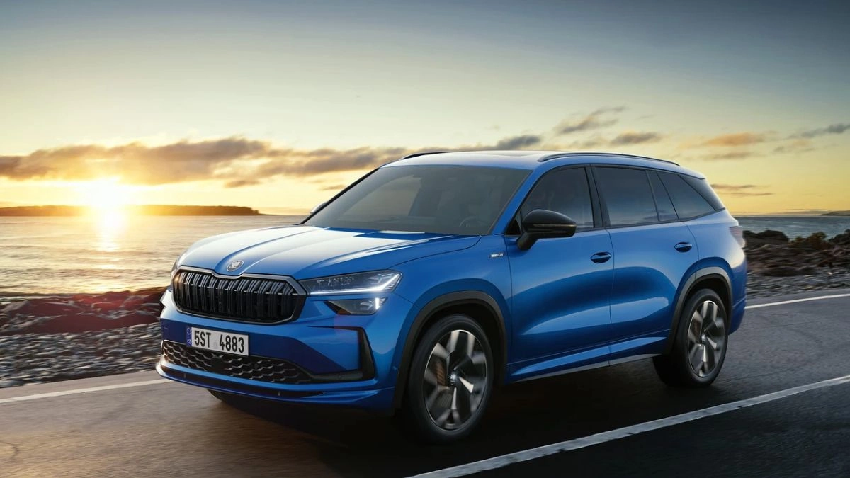 skoda-kodiaq-2024-facelift-spotted-testing-in-india-for-first-time-know-expected-launch-timeline