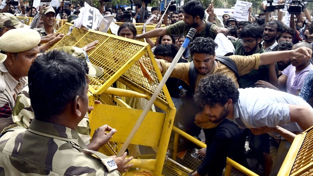 ugc-net-2024-neet-ug-paper-protests-in-delhi-several-detained-watch-videos-ugc-net-june-2024-cancelled