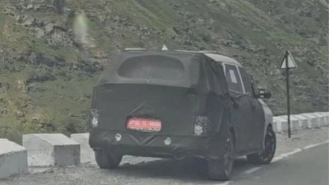 kia-carens-facelift-spotted-testing-in-india-ahead-of-launch-this-year-what-to-expect