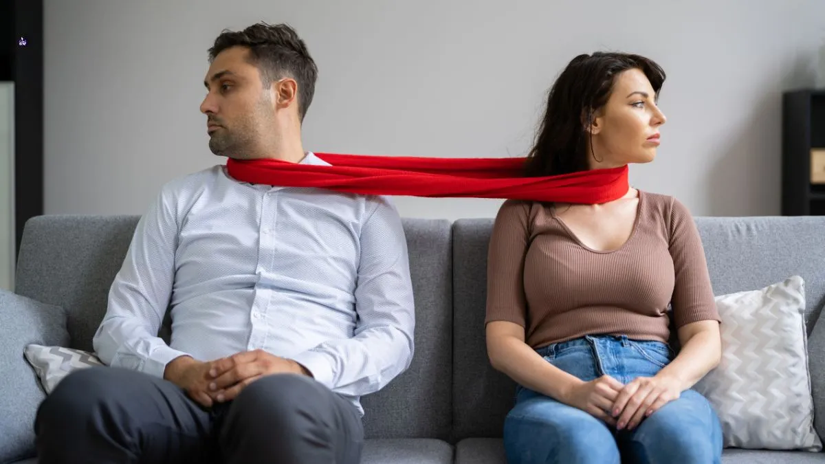 what-is-a-codependent-relationship-5-signs-to-watch-in-your-partner