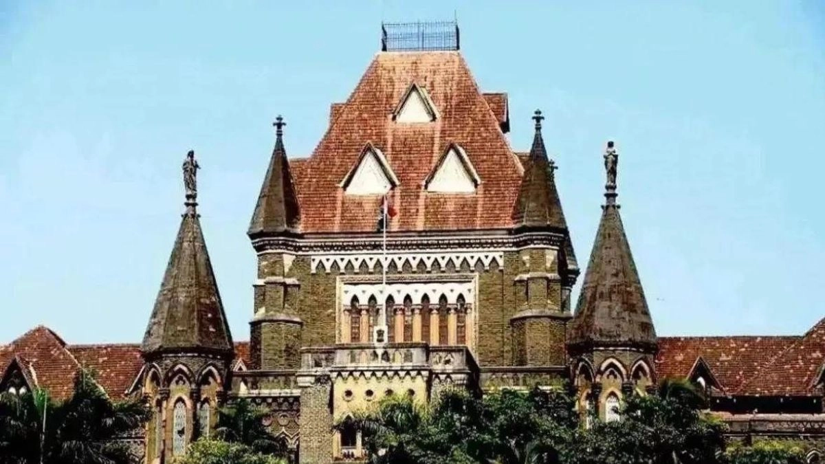 Bombay HC Expresses Displeasure Over BMC's Inaction On Illegal Hawkers ...