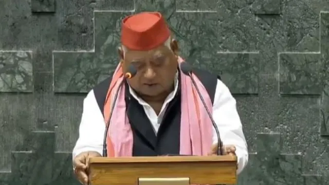 parliament-session-2024-faizabad-ayodhya-sp-mp-awadhesh-prasad-oath-jai-shri-ram-chants-watch-video