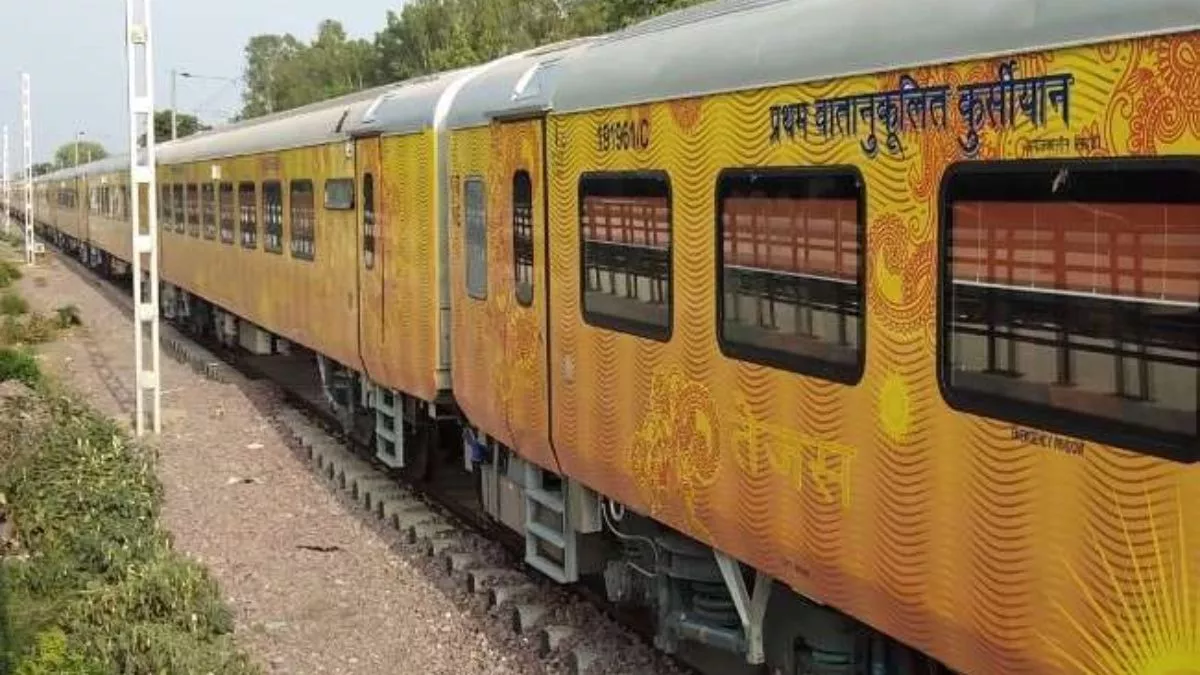 up-news-train-services-disrupted-after-tejas-express-hits-cow-on-hirangaon-firozabad-route