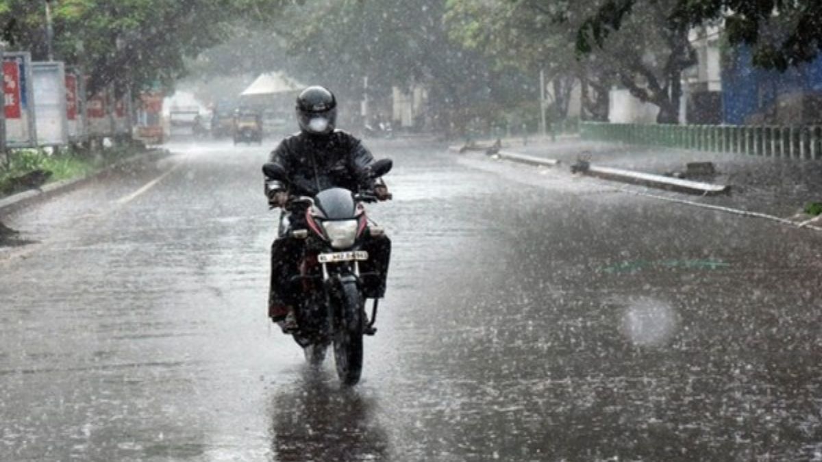 Delhi Rains: Heavy Rain Causes Waterlogging, Traffic Congestions At 