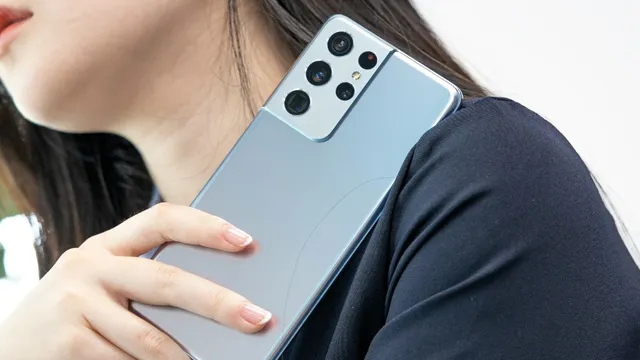 samsung-galaxy-s25-ultra-rumoured-to-get-rounded-corners-like-galaxy-note-7-could-be-thinnest-ultra-model-details-inside