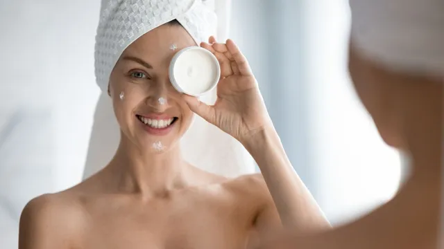 dermatologist-explains-benefits-of-including-vitamin-e-night-cream-in-your-skincare-routine
