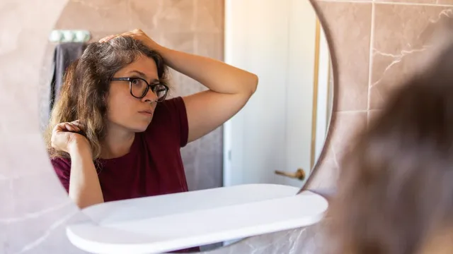 these-lifestyle-habits-can-cause-early-ageing-dehydration-to-poor-sleep