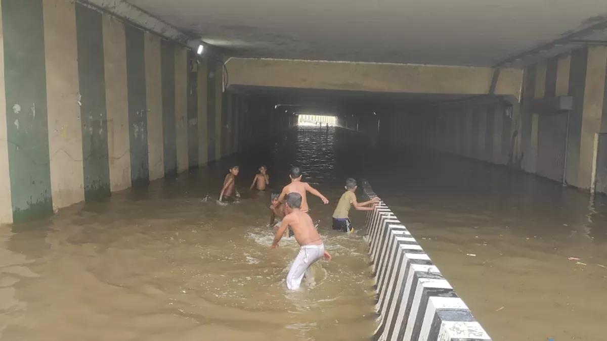 delhi-rains-expose-more-than-300-waterlogged-areas-across-national-capital-maximum-under-pwd
