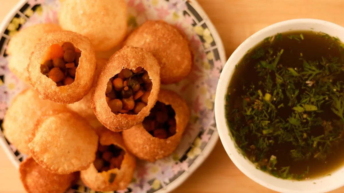 karnataka-fssai-finds-carcinogenic-chemicals-in-pani-puri-says-nearly-22-per-cent-samples-fail-quality-standards
