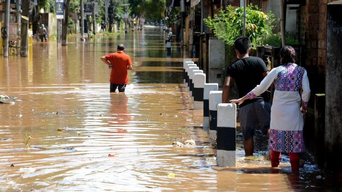 assam-floods-news-cm-himanta-biswa-sarma-relief-camps-visit-death-toll-at-64-congress-alleges-corruption-over-23-lakh-affected-in-dhubri-cachar-darrang