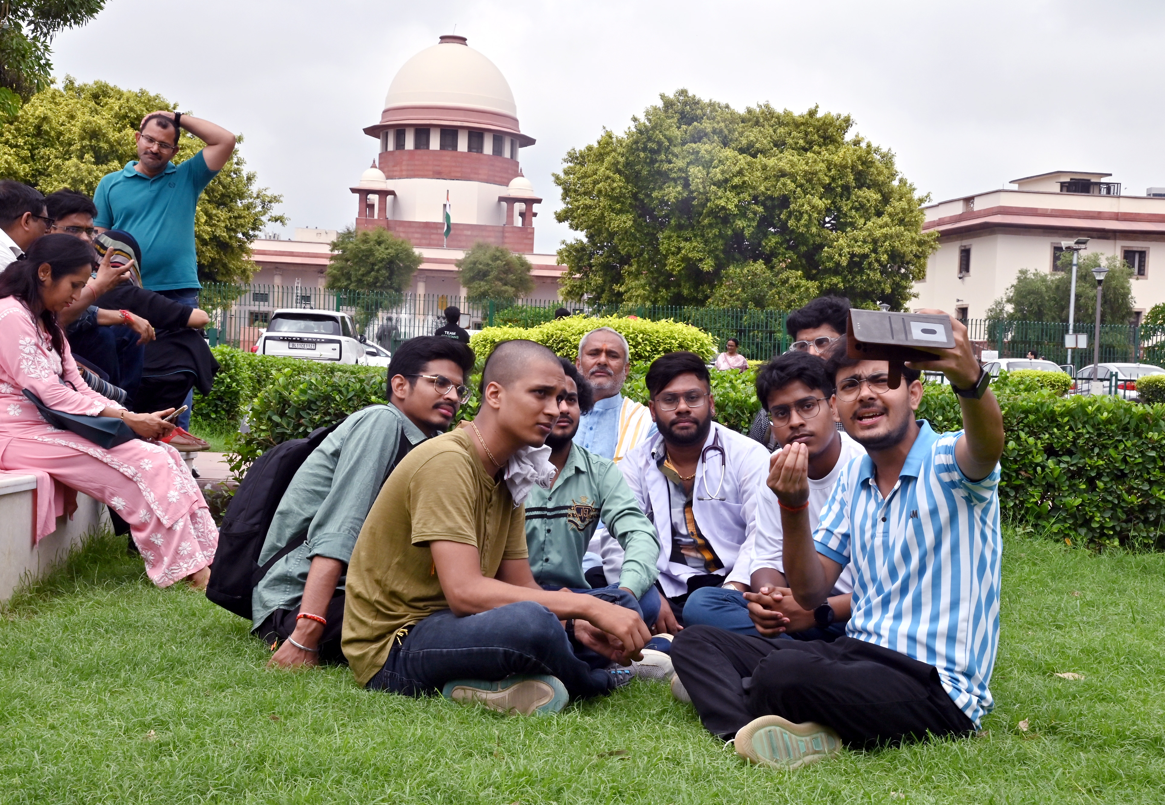 neet-row-government-bjp-students-re-exam