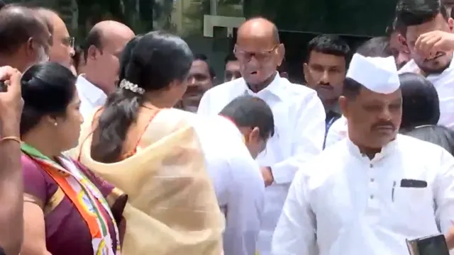 ncp-vs-ncp-setback-for-ajit-pawar-4-top-leaders-ajit-gavhane-dozen-corporators-join-sharad-pawar-faction