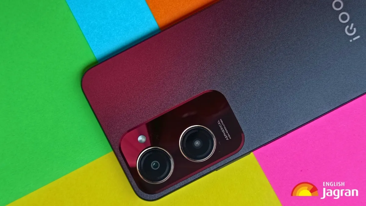 iqoo-z9-lite-5g-review-price-in-india-amazon-specifications-shiny-look-catches-the-eye-but-dull-display-fades-interest