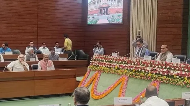 all-party-meet-jdu-ysrcp-demand-special-category-status-for-bihar-andhra-opposition-raises-neet-kanwar-order-issue